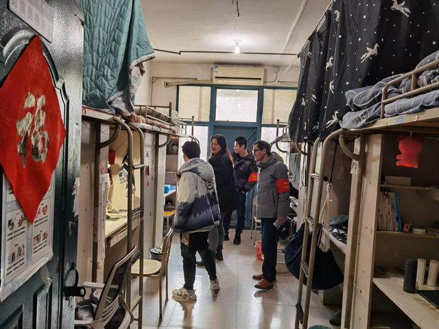 1645419794958016814.jpg 333.jpg